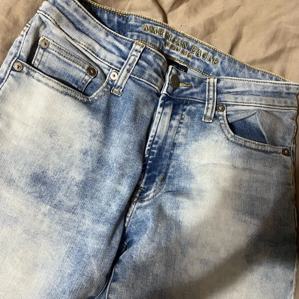 American Eagle Outfitters Faded Blue‎ Straight Jeans